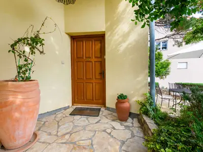 Ferienhaus für 7 Personen (140 m²) in Rab 4/10