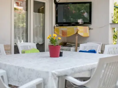 Ferienhaus für 9 Personen (110 m²) in Rab 10/10