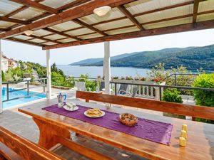 23746921-Ferienhaus-8-Rabac-300x225-1