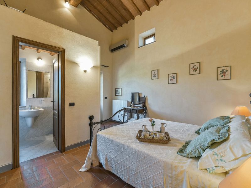 23850352-Ferienhaus-8-Radda In Chianti-800x600-2