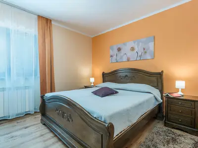 Ferienhaus für 6 Personen (121 m²) in Radetići 10/10