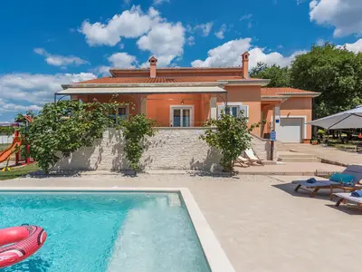 Ferienhaus für 6 Personen (110 m²) in Radetići 2/10