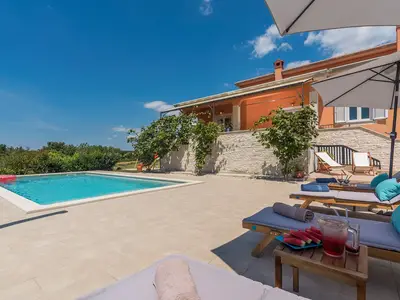Ferienhaus für 6 Personen (110 m²) in Radetići 3/10