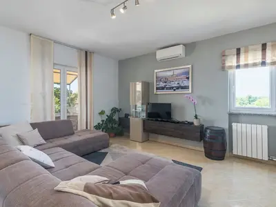 Ferienhaus für 6 Personen (110 m²) in Radetići 4/10