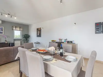 Ferienhaus für 6 Personen (110 m²) in Radetići 6/10