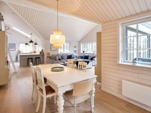 23897097-Ferienhaus-6-Rågeleje-300x225-4