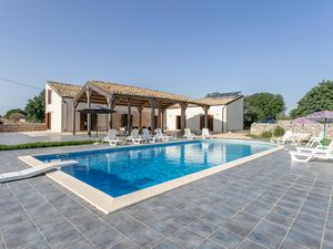 Ferienhaus für 13 Personen (300 m²) in Ragusa