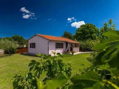 Ferienhaus für 5 Personen (80 m²) in Rakalj 4/10