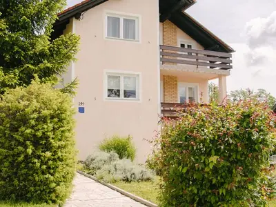 Ferienhaus für 6 Personen in Rakovica 7/10