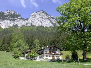 23973005-Ferienhaus-2-Ramsau-300x225-2