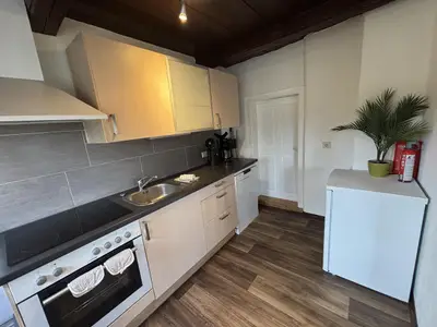 knollhaeusl-küche-ganz