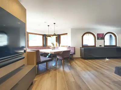 DiningRoom
