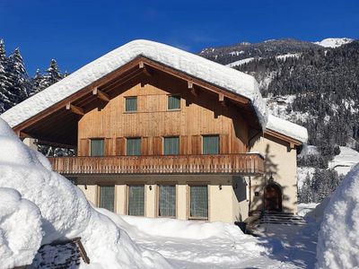 Außenseite Ferienhaus [Winter]