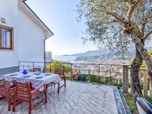 23744990-Ferienhaus-6-Rapallo-300x225-0