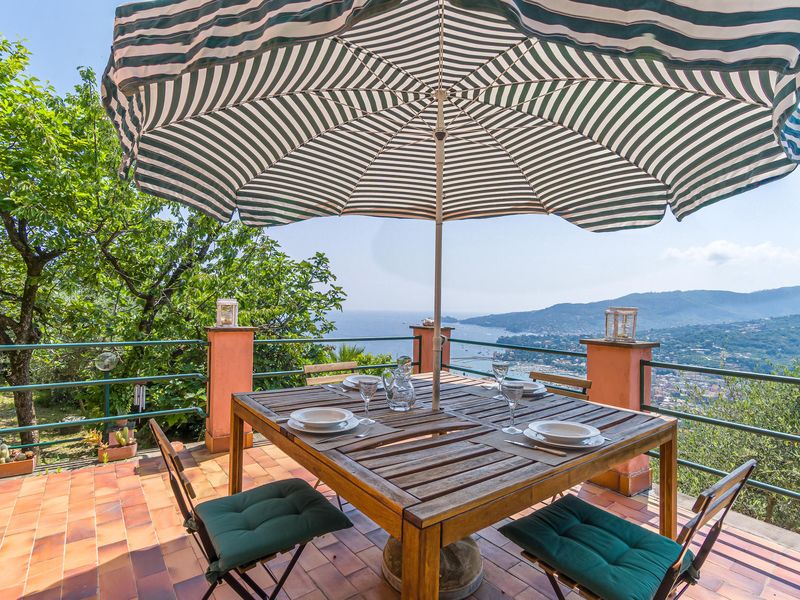 23764122-Ferienhaus-8-Rapallo-800x600-0