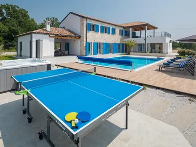 pool