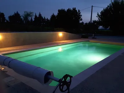 PoolOfHouse