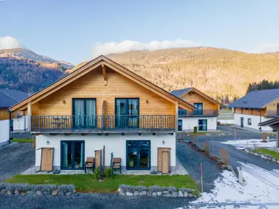 Außenseite Ferienhaus [Winter]