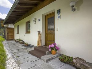 22190701-Ferienhaus-8-Rauris-300x225-3