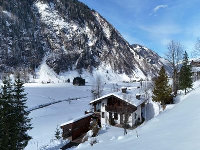 Außenseite Ferienhaus [Winter]