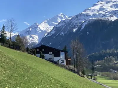 Außenseite Ferienhaus [Winter]