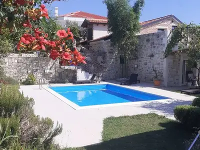 Ferienhaus für 8 Personen in Razanac 1/10