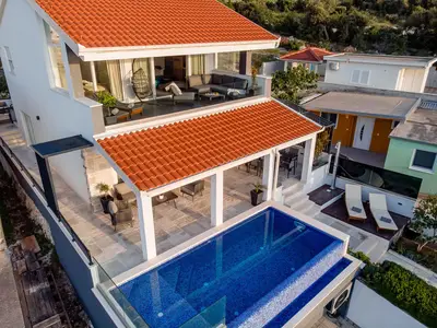 Ferienhaus für 8 Personen (150 m²) in Ražanj 4/10