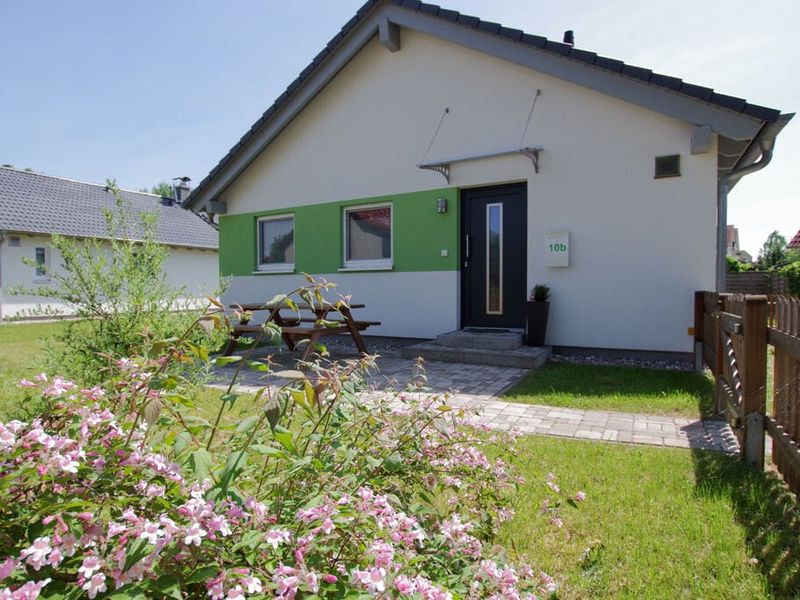 23972897-Ferienhaus-4-Rechlin-800x600-0