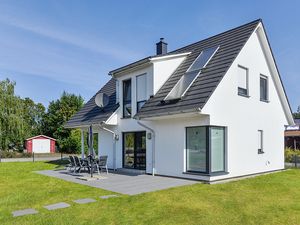 23961355-Ferienhaus-6-Rechlin-300x225-0