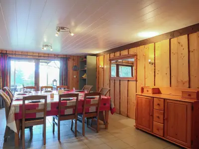 DiningRoom