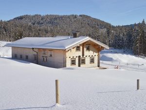 Ferienhaus für 12 Personen ab 179 € in Reit im Winkl