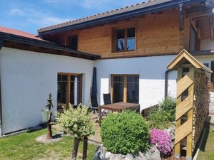 16149930-Ferienhaus-4-Reit im Winkl-300x225-1