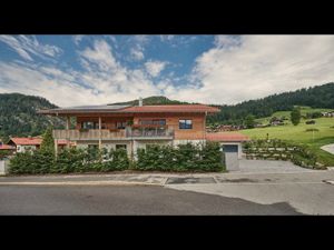 21544639-Ferienhaus-6-Reit im Winkl-300x225-2