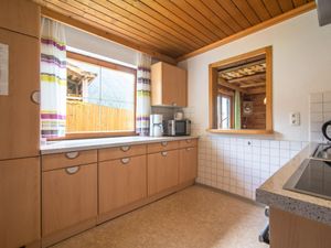 23896392-Ferienhaus-11-Reith im Alpbachtal-300x225-4