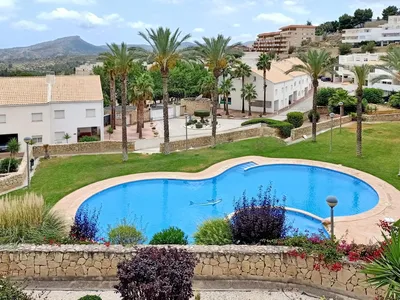 PoolOfHouse
