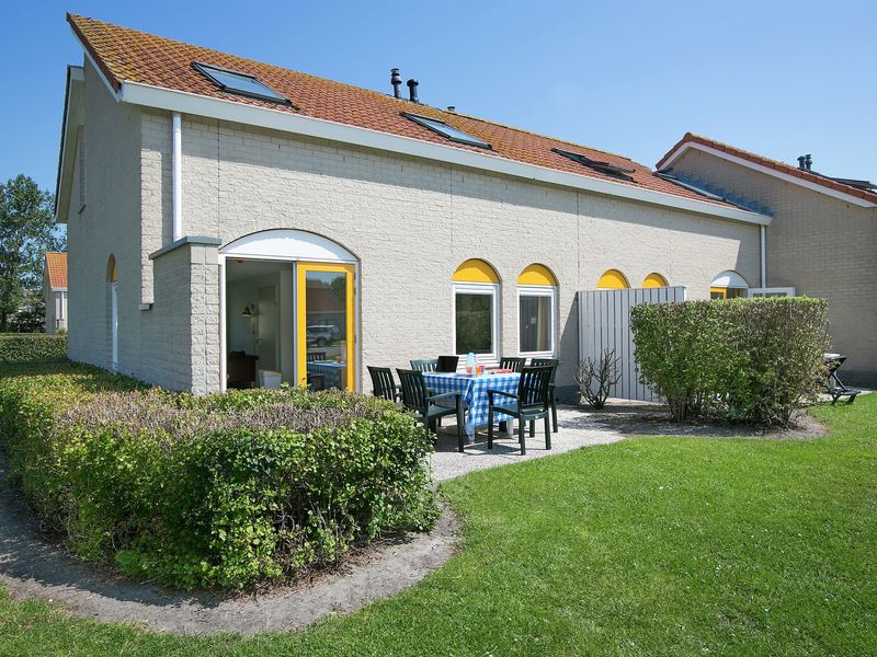 19393741-Ferienhaus-8-Renesse-800x600-1