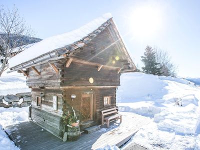 Außenansicht des Gebäudes. Franzosenstüberl mit Gartensauna