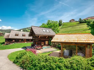 1 Napoleonvilla-Ferienhausanlage