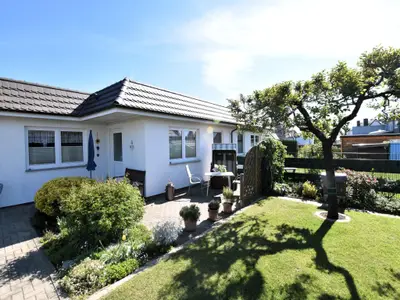 Außenseite Ferienhaus [Sommer]