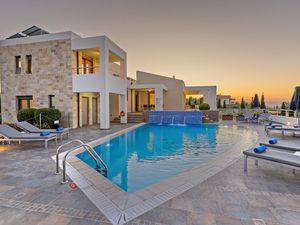 Ferienhaus für 10 Personen (440 m²) in Rethymnon