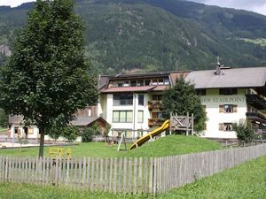 19370261-Ferienhaus-8-Ried im Zillertal-300x225-2