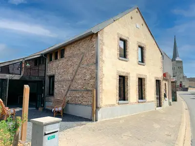 Außenseite Ferienhaus [Sommer]