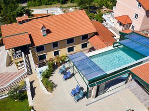 Ferienhaus für 12 Personen (305 m&sup2;) in Rijeka