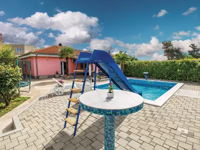 pool