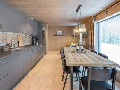 Indoor Indoor
