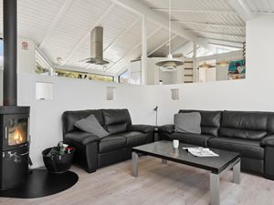 23721699-Ferienhaus-8-Ringkøbing-300x225-2