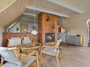 23763652-Ferienhaus-6-Ringkøbing-300x225-4