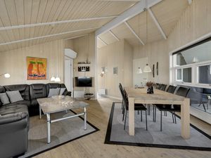 23723032-Ferienhaus-8-Ringkøbing-300x225-5