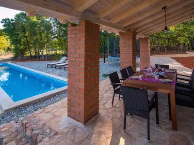 Ferienhaus für 8 Personen (100 m²) in Risika 3/10