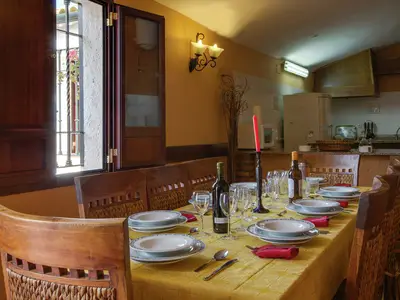 DiningRoom